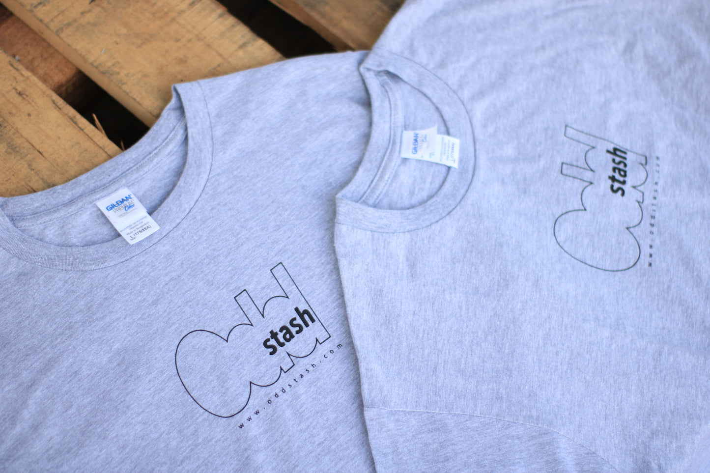 ODDSTASH LONG SLEEVE T-SHIRT - GREY