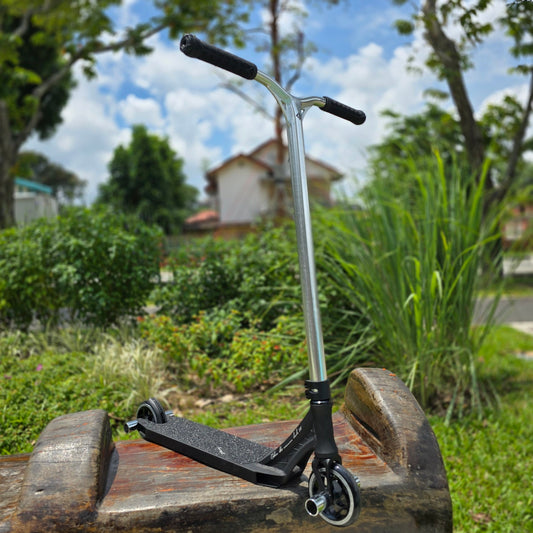 ODDSTASH MAMUSHI CUSTOM SCOOTER